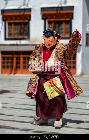 Cham-Tanz von Mönchen im Ladakh Jo Khang Temple, Leh, Ladakh, Indien Stockfoto