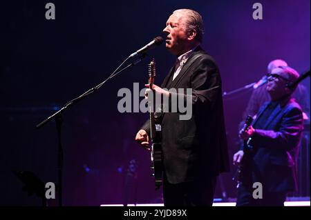 London, Großbritannien. November 2024. Squeeze tritt am 11. November 2024 live in der Royal Albert Hall in London auf. (Foto: Robin Pope/NurPhoto) Credit: NurPhoto SRL/Alamy Live News Stockfoto