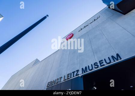 Museumsgebäude der Firma Ernst Leitz, Kamerahersteller der Leica Kamera, Wetzlar, Hessen, Deutschland. Firmenkomplex Leitz Wetzlar *** Museumsgebäude der Firma Ernst Leitz, Hersteller der Leica Kamera, Wetzlar, Hessen, Deutschland Unternehmenskomplex Leitz Wetzlar Stockfoto