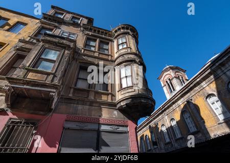Alte Häuser im Stadtteil Fatih in Istanbul, Türkei Stockfoto