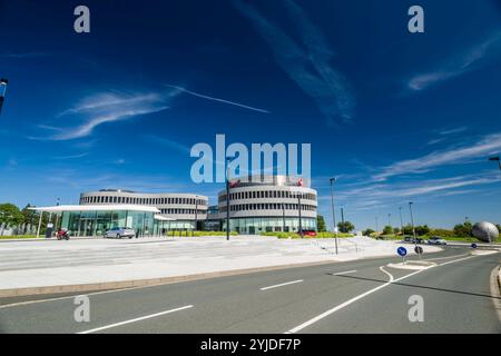 Gebäude der Firma Ernst Leitz, Kamerahersteller der Leica Kamera, Wetzlar, Hessen, Deutschland. Firmenkomplex Leitz Wetzlar *** Gebäude der Firma Ernst Leitz, Hersteller der Leica Kamera, Wetzlar, Hessen, Deutschland Unternehmenskomplex Leitz Wetzlar Stockfoto