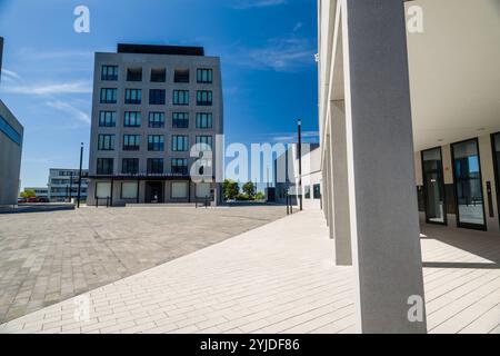 Gebäude der Firma Ernst Leitz Werkstätten, Kamerahersteller der Leica Kamera, Wetzlar, Hessen, Deutschland. Firmenkomplex Leitz Wetzlar *** Gebäude der Firma Ernst Leitz Werkstätten, Kamerahersteller der Leica Kamera, Wetzlar, Hessen, Deutschland Leitz Wetzlar Unternehmenskomplex Stockfoto