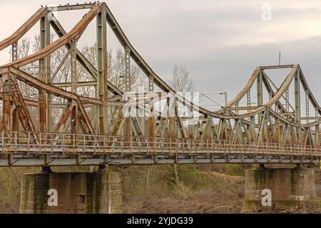 Pozarevac, Serbien - 14. März 2024: Alte Rusteiserne Ljubichevo-Brücke Über Den Großen Morava-Fluss. Stockfoto