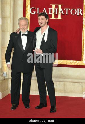 Sir Ridley Scott und Paul Mescal bei der Londoner Filmpremiere „Gladiator II“, Odeon Luxe Leicester Square, Leicester Square, am Mittwoch, den 13. November 2024 in London, England, Großbritannien. CAP/CAN ©CAN/Capital Pictures Stockfoto