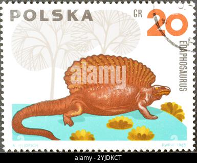 Gestempelte Briefmarke, gedruckt von Polen, die Edaphosaurus, prähistorische Tiere, um 1965 zeigt. Stockfoto