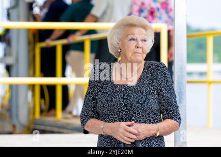 Simpson Bay, Niederlande, 2024 2011-11-14 10:07:18 SINT MAARTEN, 14-11-2024, Simpson Bay Prinzessin Beatrix besucht Sint Maarten und Saba. Der Besuch konzentriert sich auf die Arbeit der niederländischen Karibischen Naturallianz (DCNA) und soziale Initiativen auf den Inseln. FOTO: NLBeeldIn dem Foto: Simpson Bay Boat Trip Credit: NL Beeld / Patrick van EMST/Alamy Live News Stockfoto