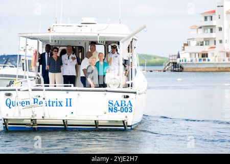 Simpson Bay, Niederlande, 2024 2011-11-14 10:56:47 SINT MAARTEN, 14-11-2024, Simpson Bay Princess Beatrix besucht Sint Maarten und Saba. Der Besuch konzentriert sich auf die Arbeit der niederländischen Karibischen Naturallianz (DCNA) und soziale Initiativen auf den Inseln. FOTO: NLBeeldIn dem Foto: Simpson Bay Boat Trip Credit: NL Beeld / Patrick van EMST/Alamy Live News Stockfoto