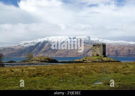 Castle Stalker in Port Appin, Schottland, aufgenommen im Februar. Schottland, aufgenommen im Februar. Stockfoto