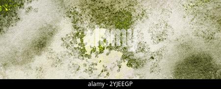 Grüner Aquarell abstrakter Hintergrund im Grunge-Stil. Organisches Naturmuster und Frische-Farben mit Flecken und rauen Pinselstrichen. Stockfoto