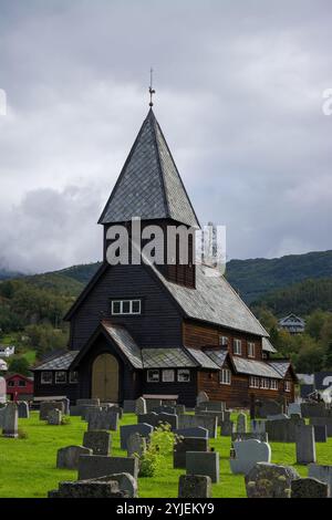 Die Roldal Stabkirche ist eine Stabkirche in Roldal in der Gemeinde Odda im norwegischen Hordaland Stockfoto