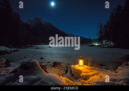 Der Hintersee (früher Ferchensee oder Forchensee) in der Gemeinde Ramsau im Berchtesgadener Land, Bayern, Deutschland, der Hintersee (früher Ferch) Stockfoto