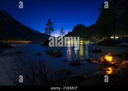 Der Hintersee (früher Ferchensee oder Forchensee) in der Gemeinde Ramsau im Berchtesgadener Land, Bayern, Deutschland, der Hintersee (früher Ferch) Stockfoto