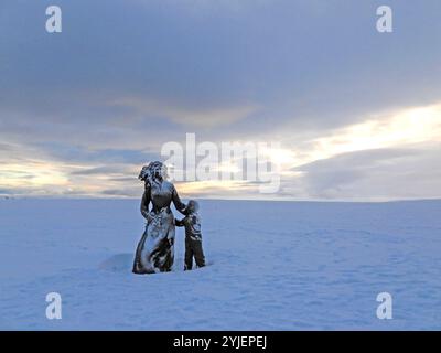 Das Children of the World Monument ist ein Denkmal auf dem Nordkap-Plateau in Norwegen, das Denkmal der Kinder der Welt ist ein Denkmal auf Stockfoto