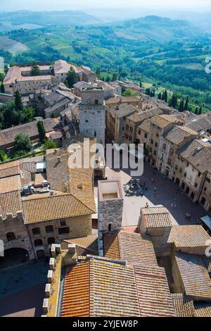 San Gimignano ist eine kleine italienische Stadt in der Provinz Siena in der Toskana mit einem mittelalterlichen Stadtzentrum und wird auch „mittelalterliches Manhattan“ oder „C“ genannt Stockfoto