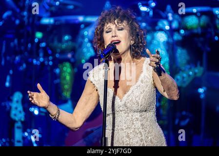 Italienisches Sängermusikkonzert - Fiorella Mannoia - Fiorella Sinfonica Live con Orchestra Fiorella Mannoia Parma Teatro Regio Italien Copyright: XMirkoxFava/TSCKx/xLiveMediax LPM 1610730 Stockfoto