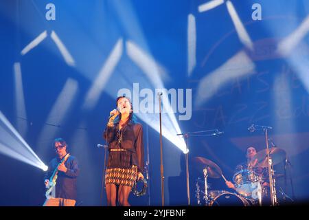 Die finnische Blues- und Blues-Rock-Sängerin und Songwriterin Ina Forsman im Konzert an der Limoges Opera anlässlich der Eröffnung der 19. Eclats d’Email Jazz Edition Fes Stockfoto