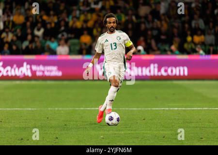 Melbourne, Australien. November 2024. Yasir Gharsan Alshahrani aus Saudi-Arabien wurde in der dritten Runde des Qualifikationsspiels der FIFA-Weltmeisterschaft 2026 zwischen Australien Socceroos und Saudi-Arabien im Melbourne Rectangular Stadium gezeigt. Endpunktzahl; Australien 0:0 Saudi-Arabien Credit: SOPA Images Limited/Alamy Live News Stockfoto