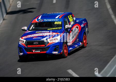 Adelaide, South Australia, Australien. November 2024. JENSEN ENGELHARDT fuhr den AIV Racing Toyota Hilux am Freitag bei der VAILO Adelaide 500 Runde der Repco Supercars Championship 2024 auf dem Adelaide Street Circuit am 15. November 2024 in Adelaide, Australien. (Kreditbild: © James Forrester/ZUMA Press Wire) NUR REDAKTIONELLE VERWENDUNG! Nicht für kommerzielle ZWECKE! Stockfoto