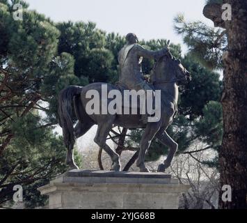 ESTATUA ECUESTRE DEL GENERAL FRANCO SITUADA EN LA PLAZA DE SAN JUAN DE LA CRUZ - 1964. Autor: JOSE CAPUZ (1884-1964). Lage: AUSSEN. MADRID. SPANIEN. FRANCISCO FRANCO BAHAMONDE (1892-1975). Stockfoto