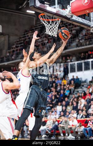 Villeurbanne, Frankreich. November 2024. Neal Sako von LDLC Asvel während des Basketballspiels der Turkish Airlines EuroLeague zwischen LDLC ASVEL und Crvena zvezda Meridianbet am 14. November 2024 in der Astroballe in Villeurbanne, Frankreich - Foto Cyril Lestage/DPPI Credit: DPPI Media/Alamy Live News Stockfoto