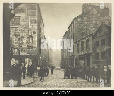 Bridgegate von der Ecke Market Street. James Craig Annan; Schottisch, 1864-1946. Datum: 1899. Abmessungen: 19 x 24 cm (Bild); 27,7 x 37,8 cm (Papier). Fotografie, Platte 49 aus dem Buch „The Old Calls & Streets of Glasgow“ (1900). Herkunft: Schottland. Museum: Chicago Art Institute, FLORENCIA, USA. Stockfoto