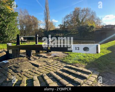 Marple ist eine kleine Stadt im Metropolitan Borough of Stockport in Greater Manchester, England. Er liegt am Fluss Goyt 14 Meilen südöstlich von Ma Stockfoto