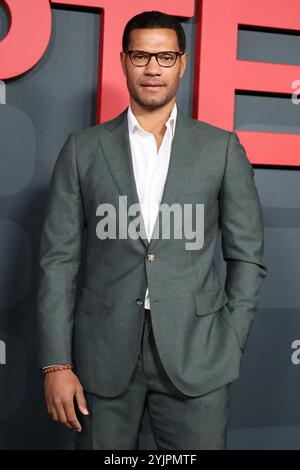 Los Angeles, USA. November 2024. LOS ANGELES - 14. November: Sullivan Jones bei der Premiere am 5. September im Paramount Theater am 14. November 2024 in Los Angeles, KALIFORNIEN (Foto: Katrina Jordan/SIPA USA) Credit: SIPA USA/Alamy Live News Stockfoto