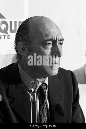 Das argentinische Militär, Politiker und Journalist Francisco Manrique während des Auftaktes seines Präsidentschaftswahlkampfes in Buenos Aires, Argentinien, 10. Januar 1973. Stockfoto