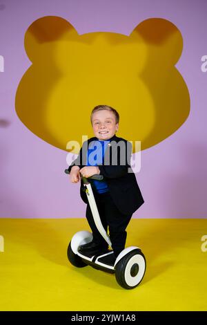 Lenny Rush bei der BBC Children in Need Appell Show im MediaCityUK in Salford. Bilddatum: Freitag, 15. November 2024. Stockfoto