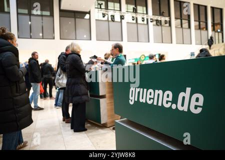 50. Ordentliche Bundesdelegiertenkonferenz von BUENDNIS 90/DIE GRUENEN Impressionen vom 50. Parteitag von BUENDNIS 90/DIE GRUENEN im RheinMain CongressCenter RMCC in Wiesbaden Wiesbaden Hessen Deutschland *** 50 ordentliche Bundesdelegierte Konferenz von BUENDNIS 90 DIE GRUENEN Impressionen der 50. Parteikonferenz von BUENDNIS 90 DIE GRUENEN im RheinMain CongressCenter RMCC in Wiesbaden Hessen Deutschland Stockfoto