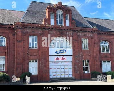 Stockport UK, 4. Oktober 2024. Die McVities-Fabrik in Stockport. Stockfoto