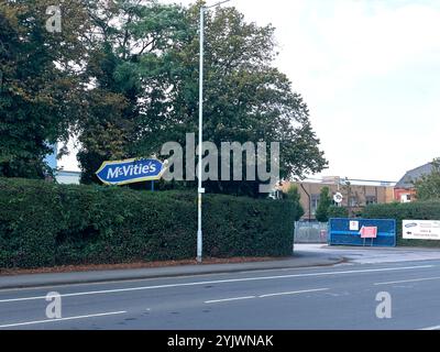 Stockport UK, 4. Oktober 2024. Die McVities-Fabrik in Stockport. Stockfoto