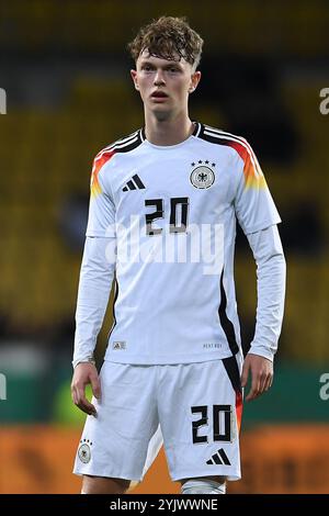 Aachen, Deutschland. November 2024. Fussball U21 Maenner Laenderspiel Deutschland - Daenemark am 15.11.2024 auf dem Tivoli in Aachen Paul Wanner ( Deutschland ) DFB-Vorschriften verbieten jede Verwendung von Fotografien als Bildsequenzen und/oder Quasi-Video. Foto: Revierfoto Credit: ddp Media GmbH/Alamy Live News Stockfoto