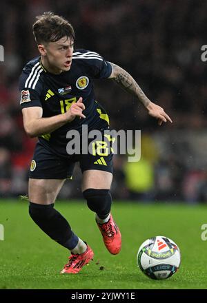 Glasgow, Großbritannien. November 2024. Ben Doak aus Schottland während des Spiels der UEFA Nations League im Hampden Park, Glasgow. Der Bildnachweis sollte lauten: Neil Hanna/Sportimage Credit: Sportimage Ltd/Alamy Live News Stockfoto