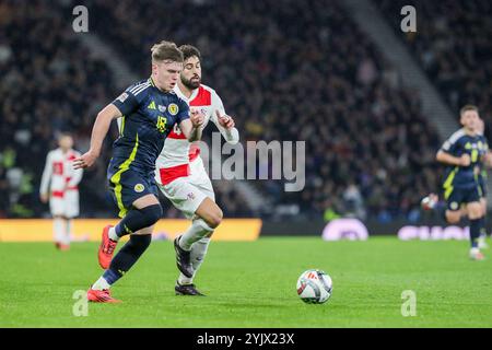 Glasgow, Großbritannien. November 2025. Schottland spielte Kroatien im Hampden Park, Glasgow, Schottland, Großbritannien in der UEFA Nations League 2025. Das Ergebnis war Schottland 1:0, Kroatien, wobei John McGinn, Schottland 7, in 86 Minuten erzielte. Quelle: Findlay/Alamy Live News Stockfoto