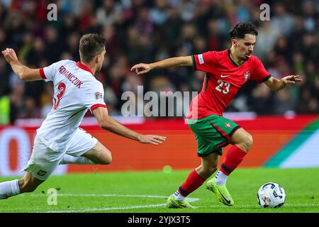 Dragon Stadium, Porto, Portugal. 15. November 2024. Bild links nach rechts, Vitinha bei Portugal gegen Polonia, UEFA NATIONS LEAGUE. Quelle: Victor Sousa/Alamy Live News Stockfoto