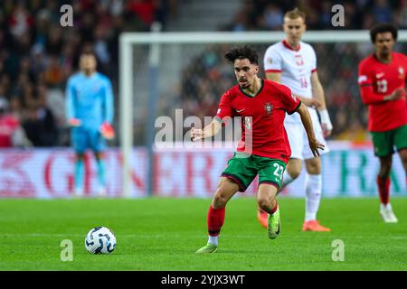 Dragon Stadium, Porto, Portugal. 15. November 2024. Bild links nach rechts, Vitinha bei Portugal gegen Polonia, UEFA NATIONS LEAGUE. Quelle: Victor Sousa/Alamy Live News Stockfoto