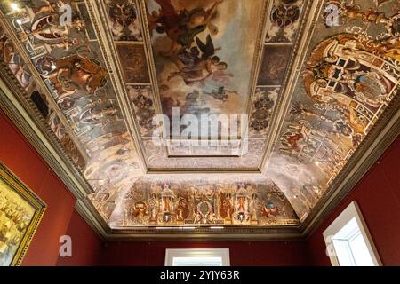 Bemalte Decke der Queen's Presence Chamber, Queen's House, Greenwich, London, England Stockfoto