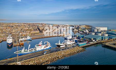 Peterhead Aberdeenshire Schottland das Hafengebiet große Fischerboote liegen am Albert Quay Stockfoto