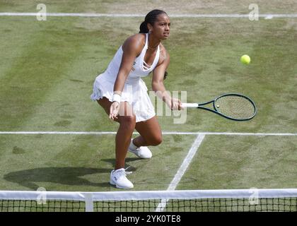 US-Tennisspieler Robin Montgomery im Einsatz bei den Wimbledon Championships 2024 in London, England, Großbritannien, Europa Stockfoto