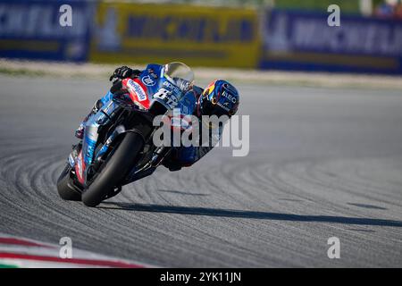 Miguel Oliveira aus Portugal fährt für Trackhouse Racing, das während der Qualifikation der MotoGP des Motul Solidarity Grand Prix in Aktion war Stockfoto