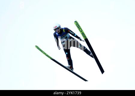 Hinterzarten, Deutschland. November 2024. Simon Vöhringer (SC Hinterzarten) beim DSV-Jugendcup/Deutschlandpokal Skisprung Hinterzarten 2024 Credit: dpa/Alamy Live News Stockfoto