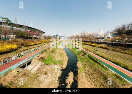 Han River in Seoul, Südkorea am 23. September 2023. Hochwertige Fotos Stockfoto