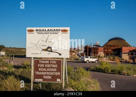 Südafrika, Botswana, Kgalagadi Transfrontier Park, Two Rivers (Twee Rivieren) Eingang zum Rastlager Stockfoto