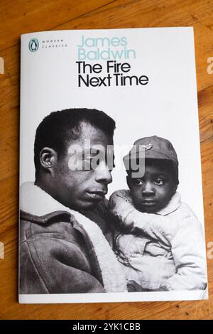 James Baldwin US-amerikanische Autorin, Buchcover „The Fire Next Time“, KATHY DEWITT Stockfoto