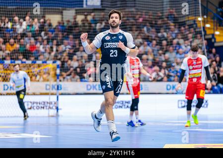 Tim Suton (TBV Lemgo Lippe, #23) jubelt nach Torerfolg / Tor GER, TBV Lemgo Lippe vs. ThSV Eisenach, Handball, 1. Bundesliga, 10. Spieltag, Spielzeit 2024/2025, 16.11.2024 Foto: Eibner-Pressefoto/Jan Rollinger Stockfoto