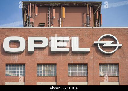 Opeltum, Opelwerk, Rüsselsheim, Hessen, Deutschland *** Opeltum, Opel-Werk, Rüsselsheim, Hessen, Deutschland Stockfoto