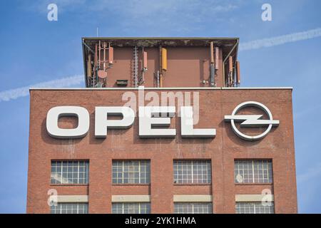 Opeltum, Opelwerk, Rüsselsheim, Hessen, Deutschland *** Opeltum, Opel-Werk, Rüsselsheim, Hessen, Deutschland Stockfoto