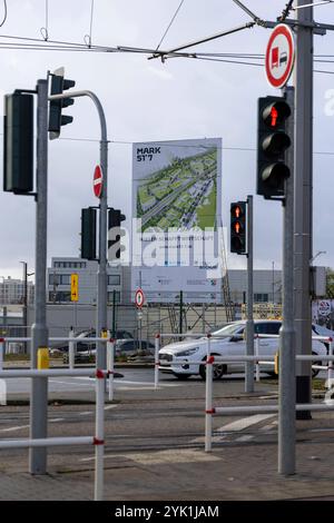 Das Industriegebiet MARK 51Â7 auf dem ehemaligen Opelwerk-Gelände in Bochum. 11.11.2024, EU, DEU, Deutschland, Nordrhein-Westfalen, Bochum: Strukturwandel im Ruhrgebiet. Das Industriegebiet MARKIERT 51Â7 auf dem ehemaligen Opel-Gelände. Das Opel-Werk war am 04.12.2014 geschlossen und danach abgerissen. Neuansiedlung von Technologiebetribe. EU, DEU, Deutschland, Nordrhein-Westfalen, Bochum: Strukturwandel im Ruhrgebiet. Das Industriegebiet 51Â7 am ehemaligen Standort Opel. Das Werk Opel wurde 04.12.2014 geschlossen und dann abgerissen. Neuansiedlung von Technologieunternehmen. Stockfoto