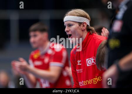 Essen, Deutschland. November 2024. 16.11.2024, Handball, Saison 2024/2025, 2. Handball-Bundesliga, 11. Spieltag, TuSEM Essen - HC Elbflorenz 2006, Oskar Kostuj (TuSEM Essen), Foto: Dennis Ewert/RHR-FOTO/dpa/Alamy Live News Stockfoto